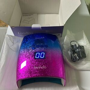 Lavinda Cordless rechargeable UV/LED Nail Lamp - Pink and Blue